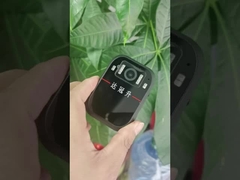 Η αστυνομία χρησιμοποιεί βίντεο, τα αρχεία της αστυνομίας εξηγούν.